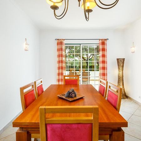 Falesia Beach Villa By The Portuguese Butler ออยุส ดิ อากวา ภายนอก รูปภาพ