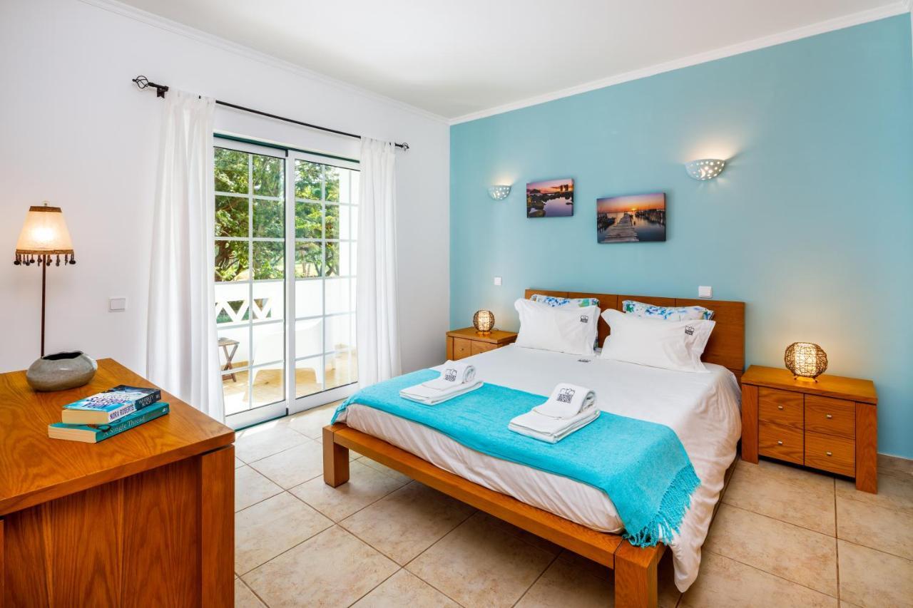 Falesia Beach Villa By The Portuguese Butler ออยุส ดิ อากวา ภายนอก รูปภาพ