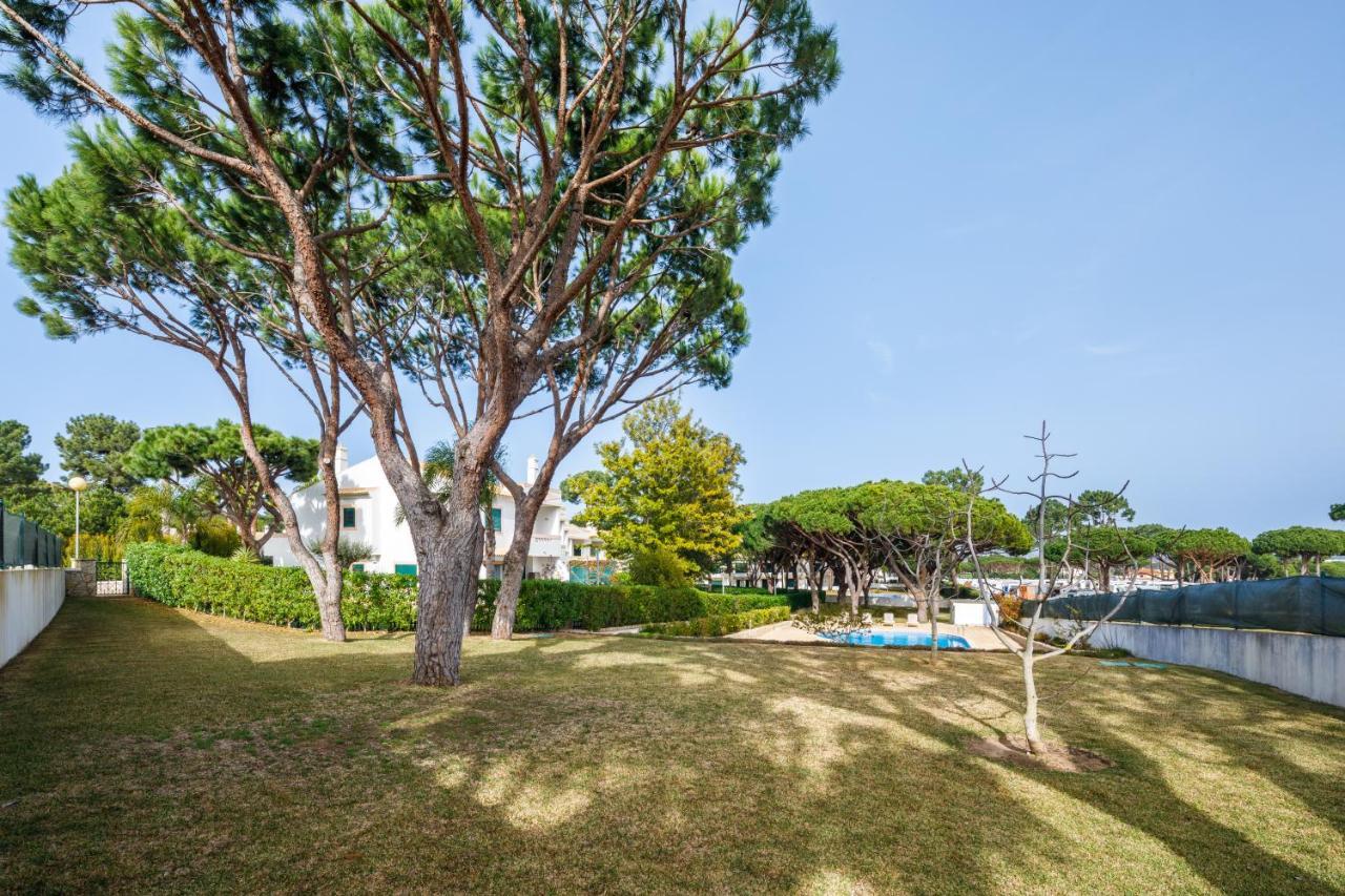 Falesia Beach Villa By The Portuguese Butler ออยุส ดิ อากวา ภายนอก รูปภาพ